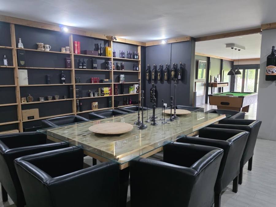 6 Bedroom Property for Sale in Maselspoort Free State